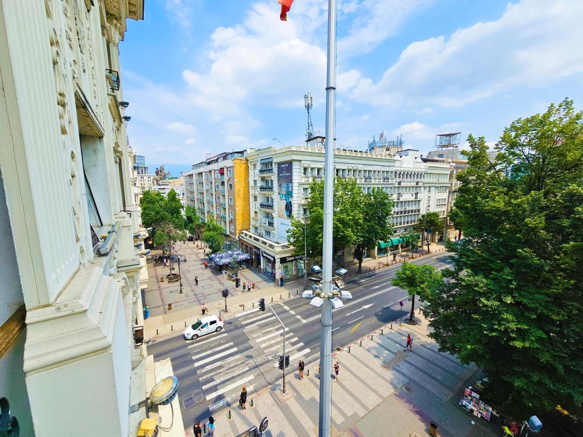 Rooftop Apartment At Mainsquare Skopje Exterior foto