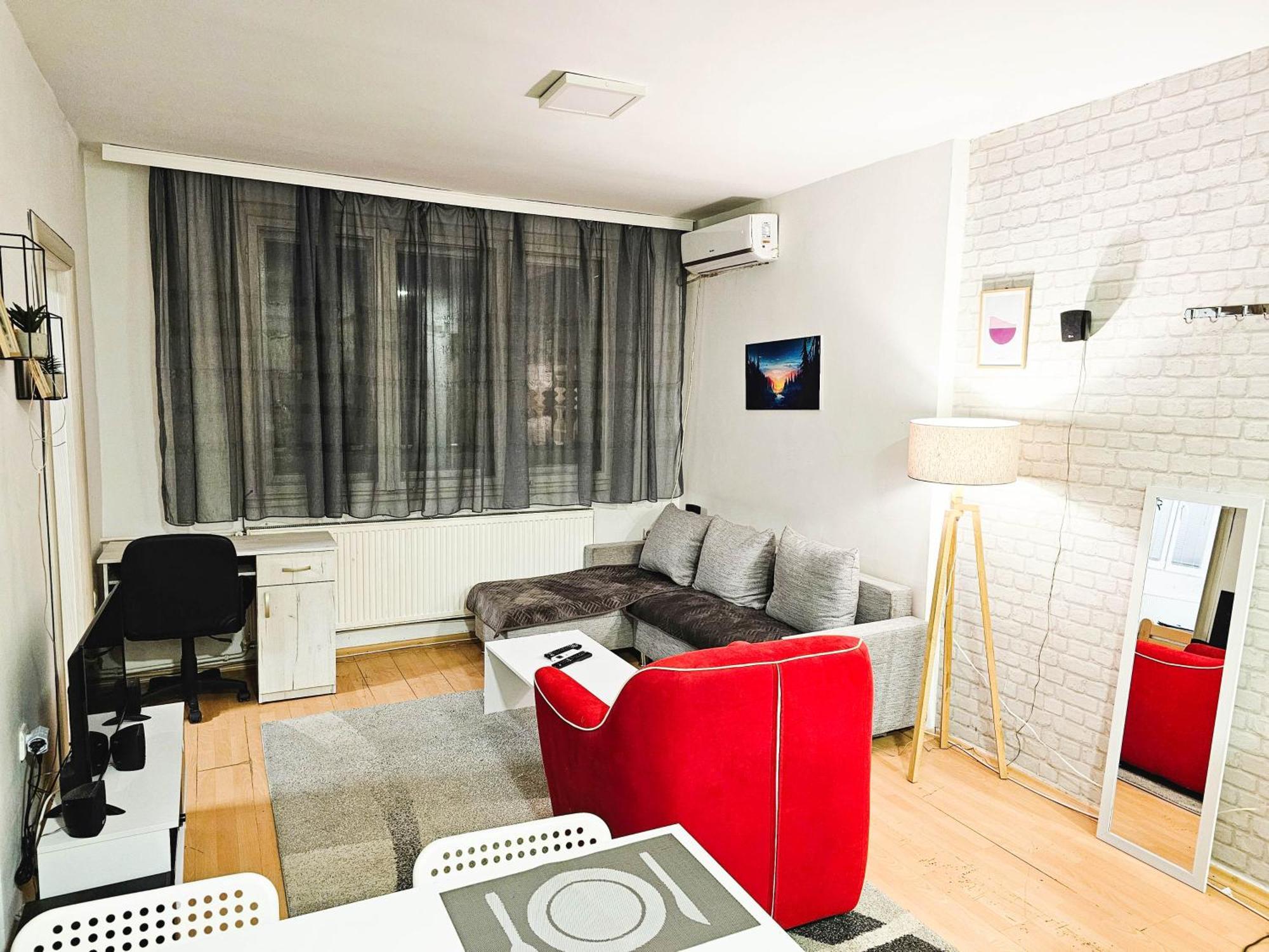 Rooftop Apartment At Mainsquare Skopje Exterior foto