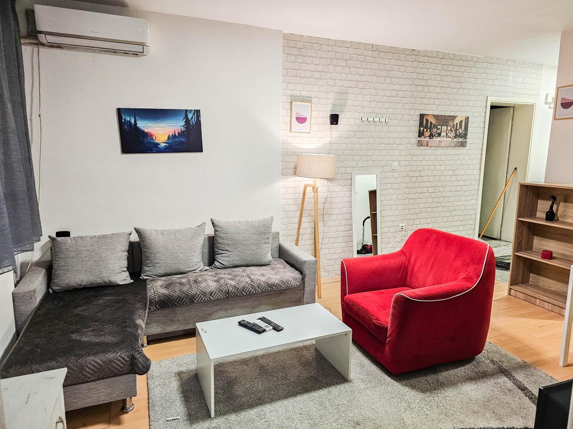 Rooftop Apartment At Mainsquare Skopje Exterior foto